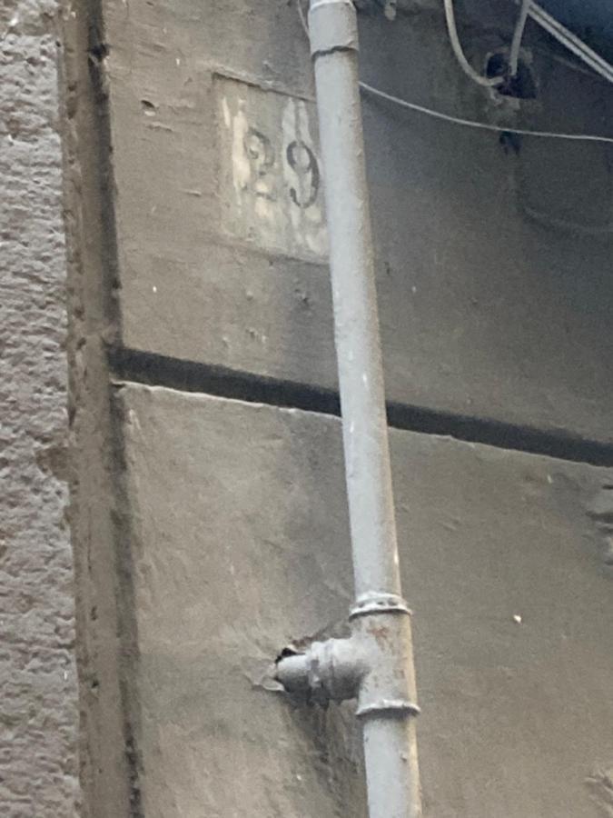 Zuccarella "Zuccherino"Nel Cortile Napoli Bagian luar foto